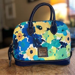 Dooney & Bourke Bag